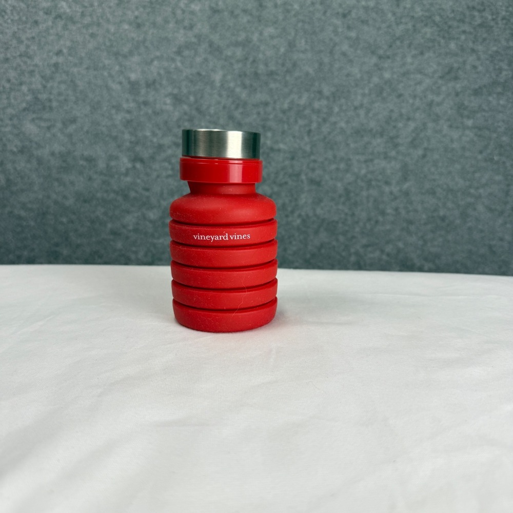 Vineyard Vines Red Collapsible Silicone‎ Water Bottle Stainless Steel Lid Logo